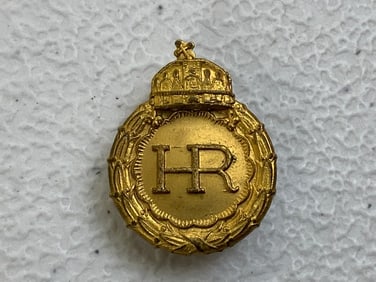 KINGDOM OF HUNGARY WWI DISABLED VETERAN BUTTONHOLE BADGE