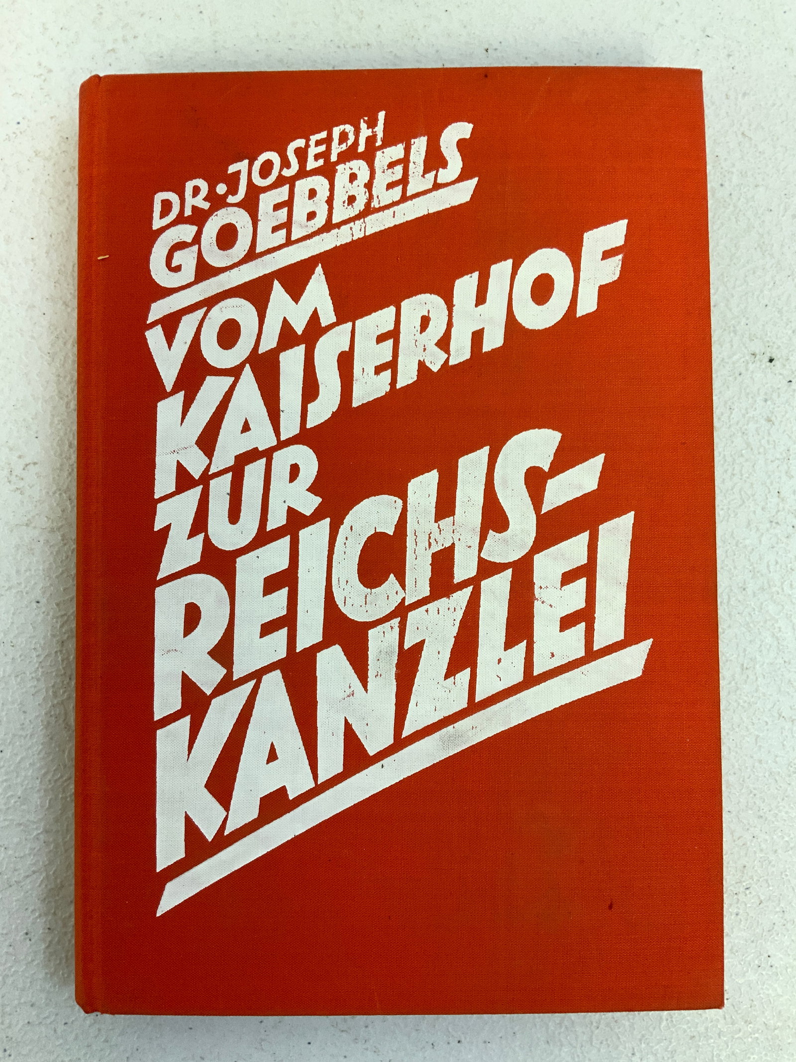 GERMANY THIRD REICH DR. JOSEPH GOEBELS BOOK WITH DEDICATION: GERMANY THIRD REICH DR. JOSEPH GOEBELS BOOK 1939 PUBLISHING DATE. DEDICATION INSIDE FRONT COVER.VERY GOOD CONDITION.