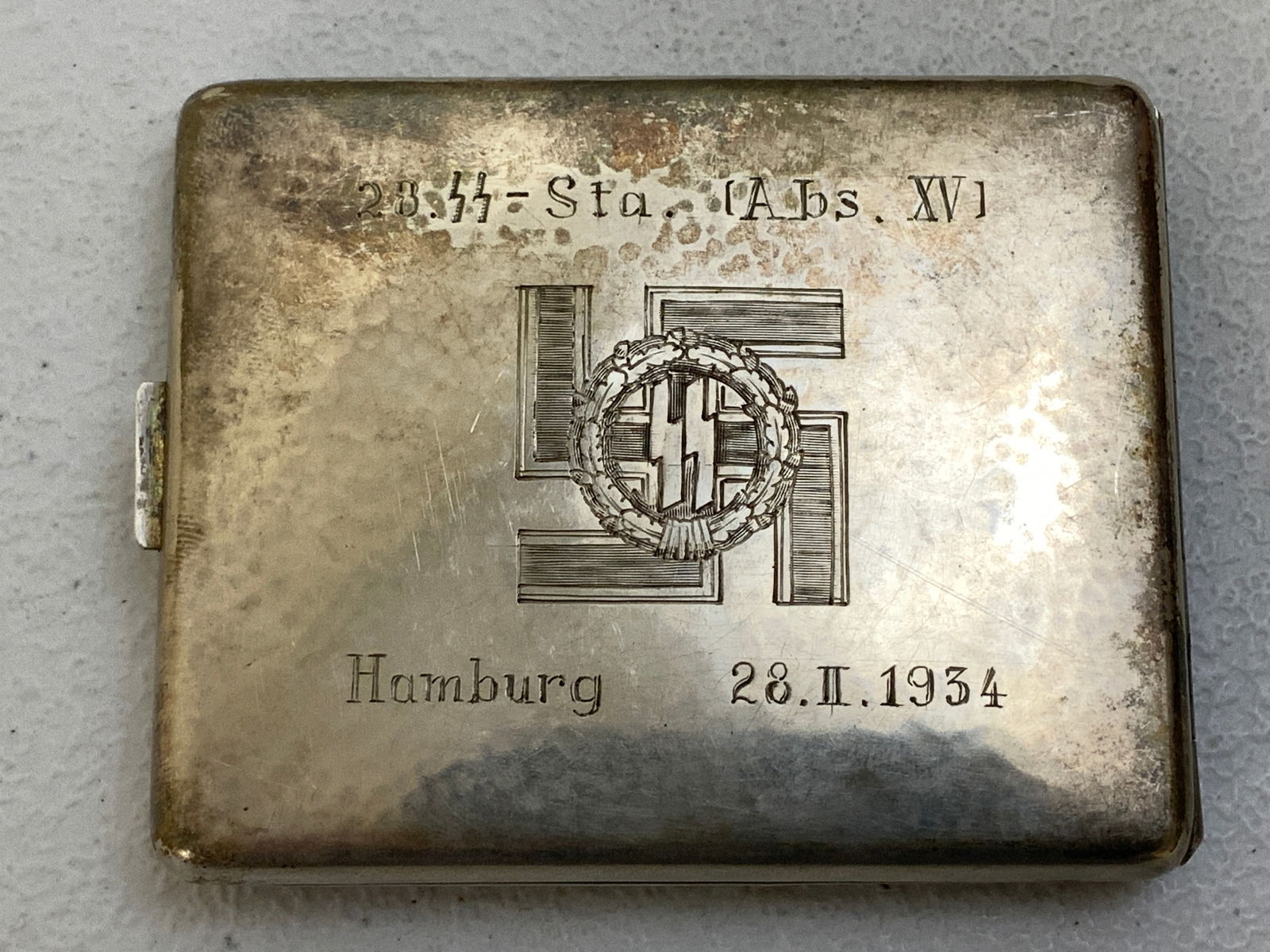 SS BRIGADEFUHRER AND GENERAL OF WAFFEN SS WERNER BALLAUFF SILVER CIGARETEE CASE: SS BRIGADEFUHRER AND GENERAL OF WAFFEN SS WERNER BALLAUFF SILVER CIGARETEE CASE.ELABORATE ENGRAVINGS TO BOTH SIDES OF THE CASE.835 SILVER STAMPED.Werner Ballauff (21 September 1890 in Düsseldorf - 10