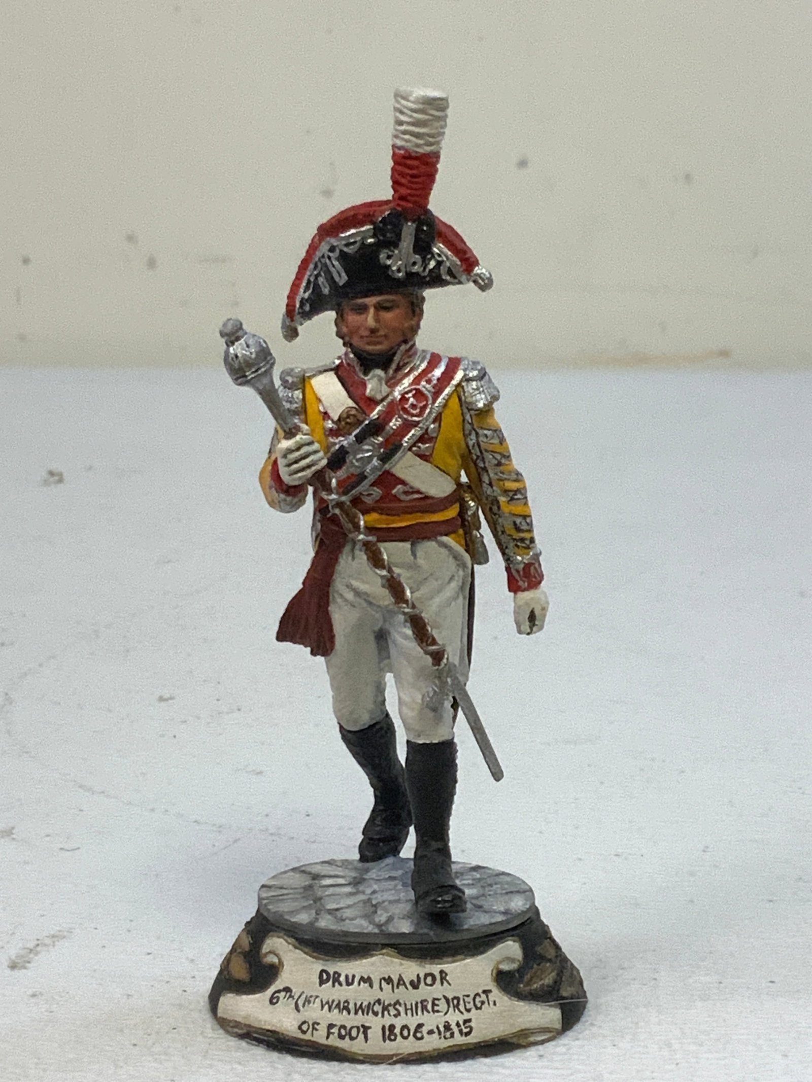 UK DRUM MAJOR 6TH REGT. OF FOOT 1806-1815 PAINTED METAL FIGURINE: UK DRUM MAJOR 6TH REGT. OF FOOT 1806-1815 PAINTED METAL FIGURINE . 4 1/2" TALL