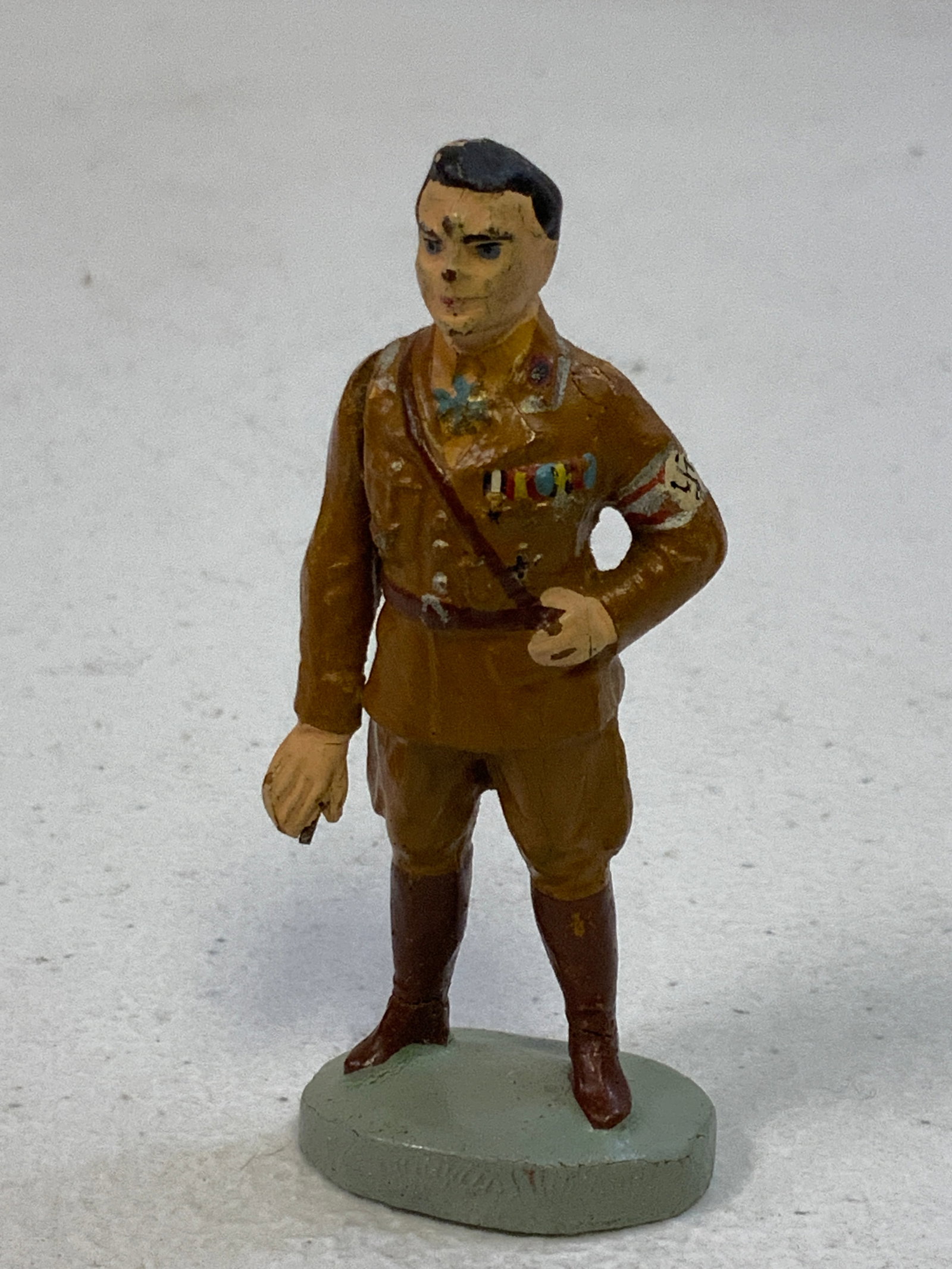 GERMAN NAZI PERIOD LINEOL / ELASTOLIN TOY SOLDIER HERMANN GOERING FIGURE: GERMAN NAZI PERIOD LINEOL / ELASTOLIN TOY SOLDIER HERMANN GOERING FIGURE