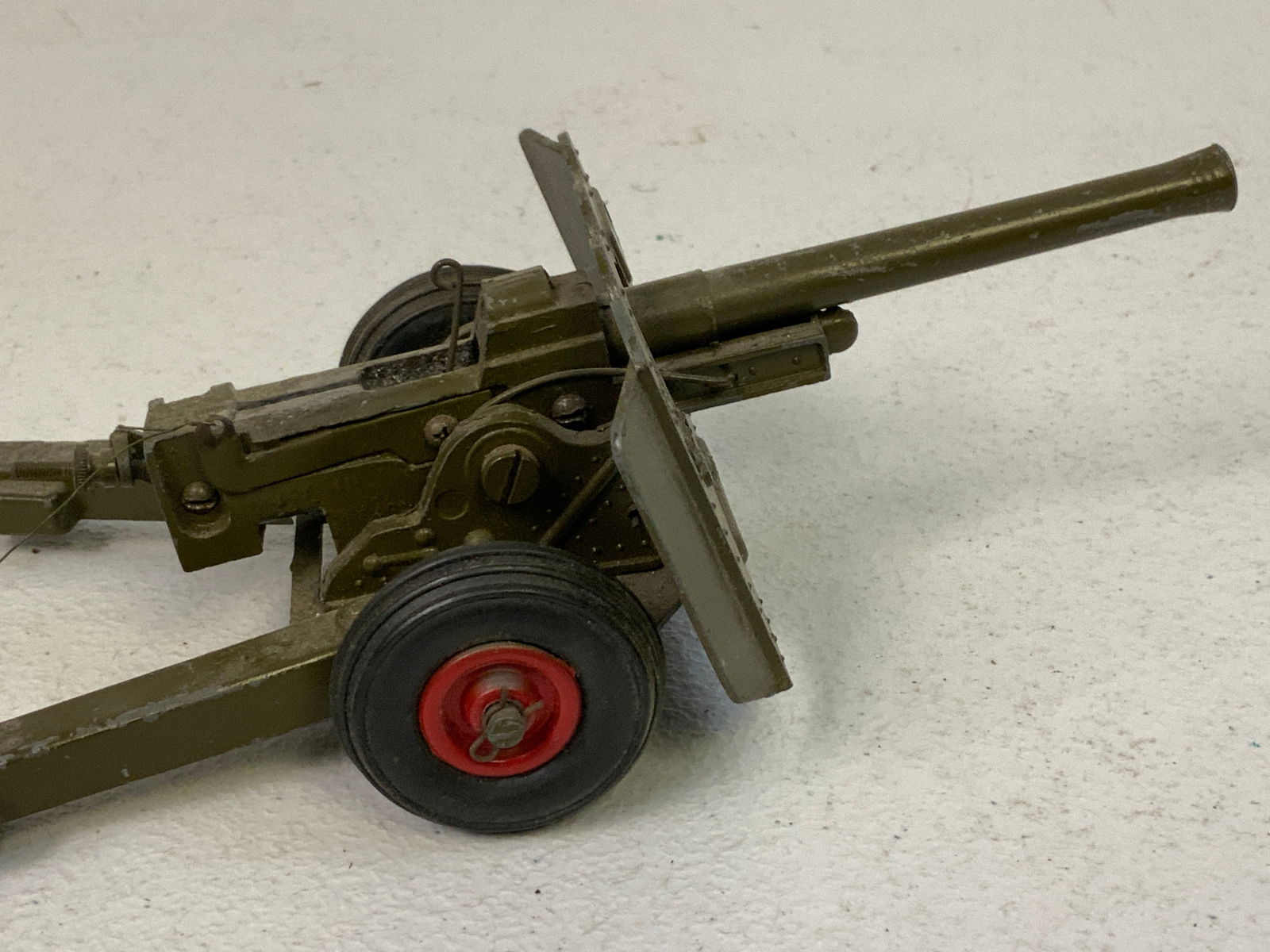 VINTAGE LARGE METAL TOY CANNON: VINTAGE LARGE METAL TOY CANNON. 11 X 4 SIZE