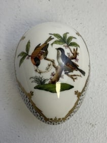 VINTAGE HUNGARIAN HEREND PORCELAIN "ROTHSCHILD BIRD" 3" EGG