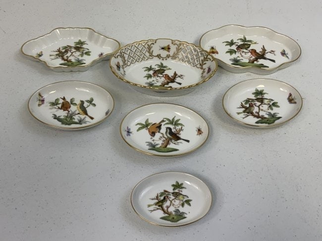 VINTAGE HUNGARIAN HEREND PORCELAIN "ROTHSCHILD BIRD" PLATES LOT OF 7: VINTAGE HUNGARIAN HEREND PORCELAIN "ROTHSCHILD BIRD" PLATES LOT OF 7