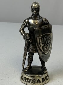 VINTAGE METAL KNIGHT CRUSADER AWARD STATUETTE