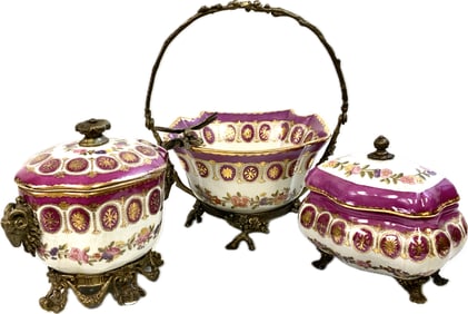 VINTAGE CLASSIC HAND PAINTED PORCELAIN BOWLS WITH BRONZE DECORATED MOUNTS