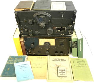 WWII US AIR FORCE RADIOS WITH ASSOCIATED RADIO BOOKS AND MANUALS