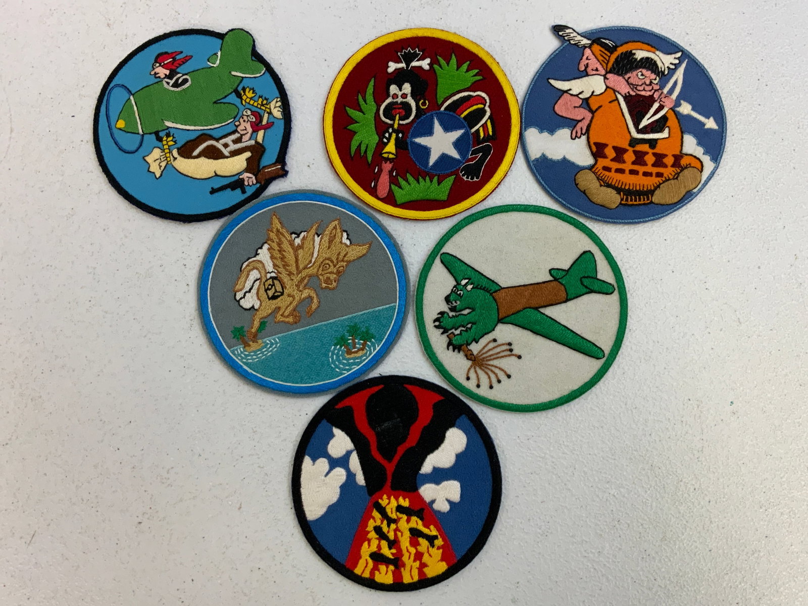 USAF WWII SQUADRON LARGE PATCHES: USAF WWII SQUADRON LARGE PATCHES. 5" AND 4 1/2" DIAM.