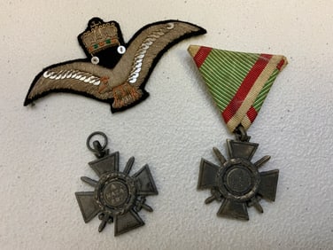 HUNGARY WWII PILOT WINGS AND 1941 MEDALS