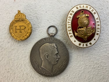AUSTRIA HUNGARY LOT OF MEDLAS AND BADGES