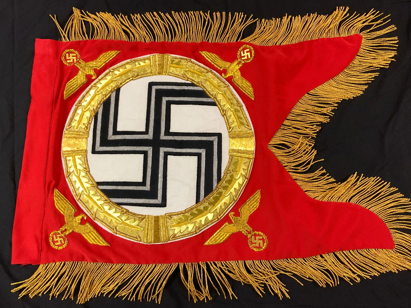 MUSEUM QUALITY RECREATION OF FUHRERSTANDART: MUSEUM QUALITY RECREATION OF FUHRERSTANDART. MAGNIFICENT RECREATION OF THIS BEAUTIFUL DOUBLE SIDED STANDART. AMAZING EMBROIDERY AND DETAILS. THIS IS A MUSEUM QUALITY REPLICA OF THE MOST HIGHLY DESIRAB