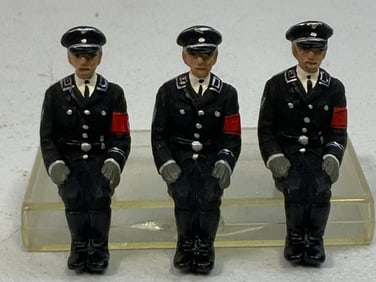 GERMAN NAZI PERIOD LINEOL / ELASTOLIN TOY SOLDIERS SS OFFICERS SITTING DOWN