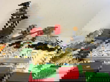 LARGE LOT OF GUN CLEANING AND RELOADING EQUIPMENT