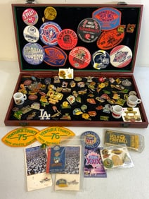 USA NFL FOOTBALL LARGE LOT OF COLLECTABLES MEMORABILIA