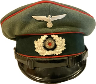WWII GERMAN ARTILLERY NCO VISOR CAP HAT
