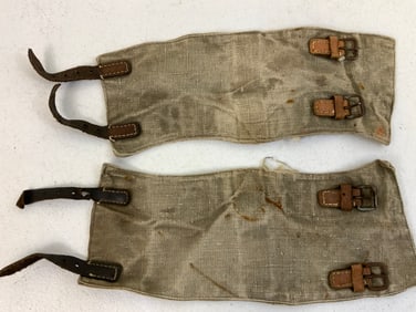 WWII GERMAN MILITARY MATCHED PAIR OF GAITERS