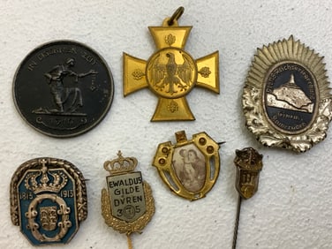 ANTIQUE GERMAN MEDALS , BADGES AND PINS