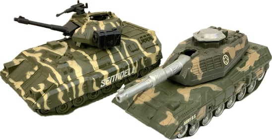 VINTAGE TOY TANK MODELS
