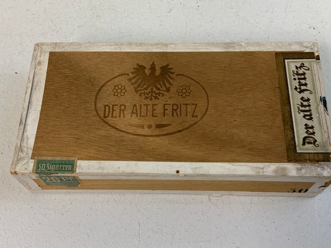 ANTIQUE GERMAN DER ALTE FRITZ CIGARS BOX (1 of 4)