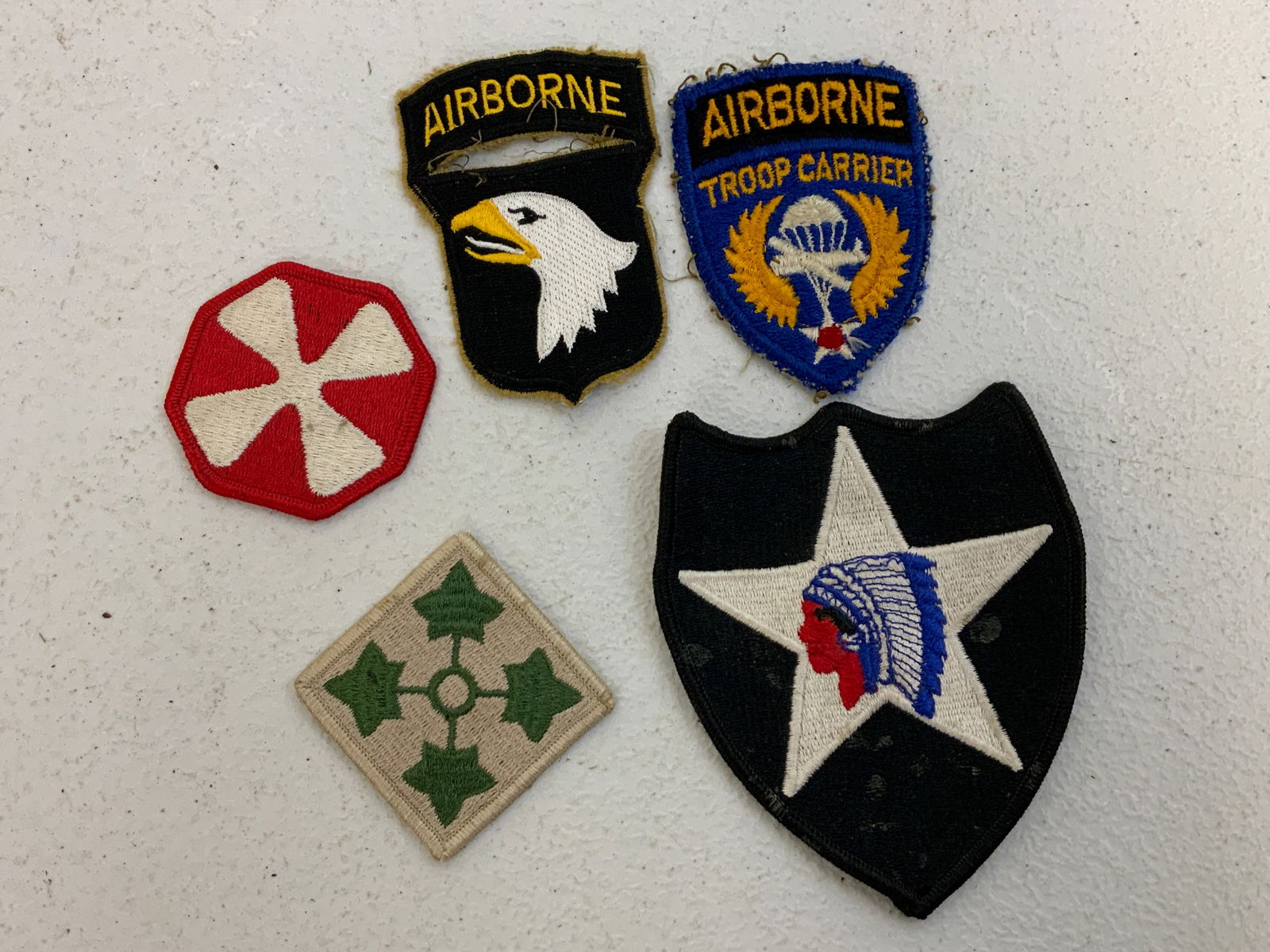 US WWII MILITARY PATCHES: US WWII MILITARY PATCHES