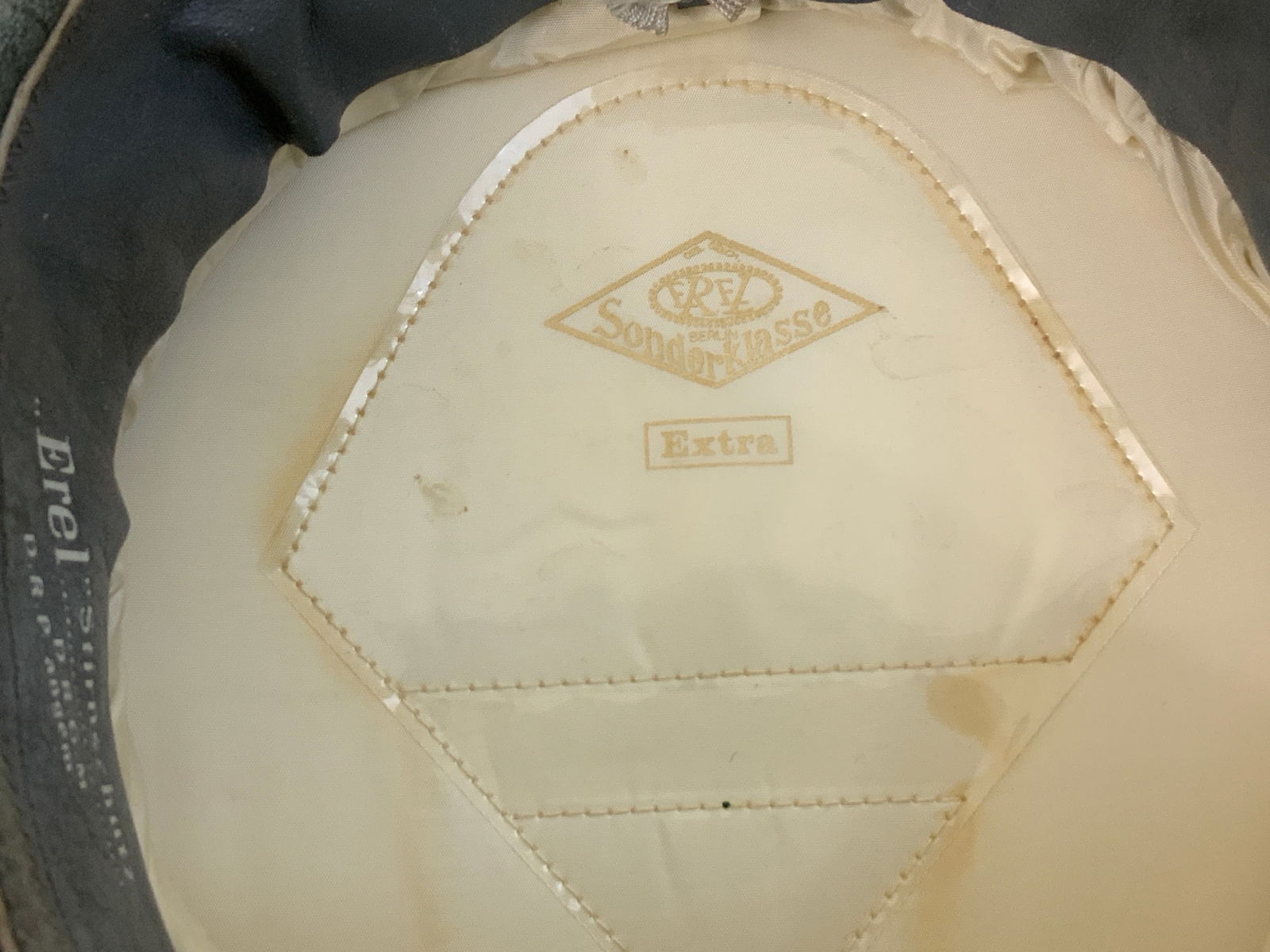 WWII GERMAN ARMY GENERAL VISOR CAP HAT - 9