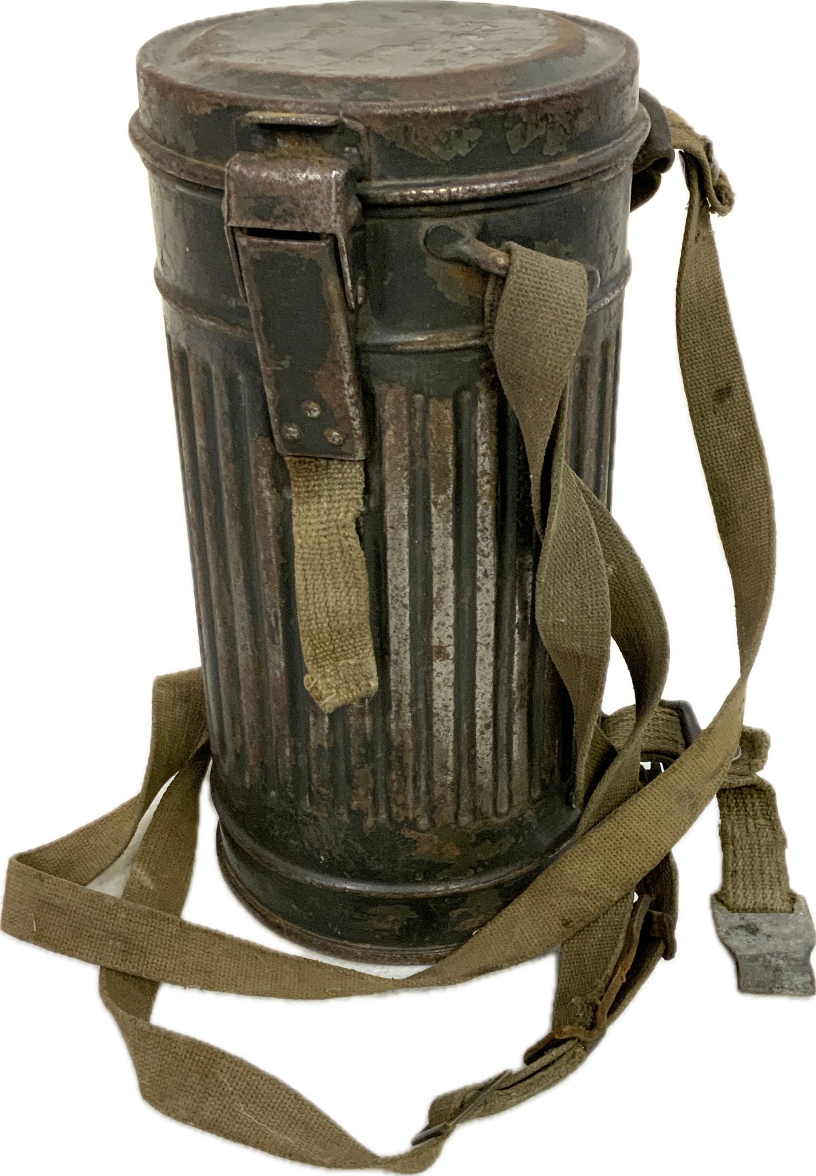WWII GERMAN MILITARY GAS MASK AND FILTER WITH CANISTER (1 of 7)