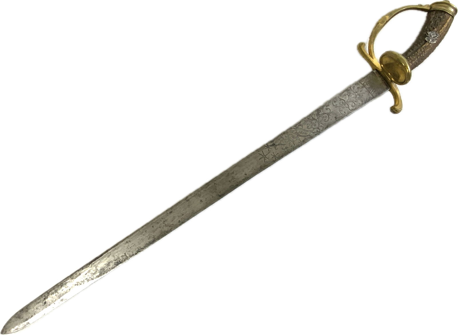 ANTIQUE GERMAN HUNTING DAGGER SHORT SWORD HIRSCHFANGER WITH ENGRAVED BLADE: ANTIQUE GERMAN HUNTING DAGGER SHORT SWORD HIRSCHFANGER WITH ENGRAVED BLADE. CIRCA MID 19TH. CENTURY. THIRD REICH HUNTING ASSOCIATION INSIGNIA ATTACHED TO THE GRIP. NICE EXAMPLE. 27" LONG WITH 22" LONG