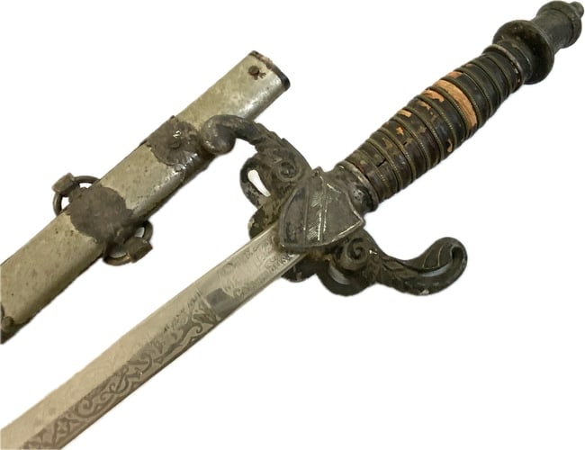 ANTIQUE US FRATERNAL MASONIC DRESS AND CEREMONIAL SWORD (1 of 8)