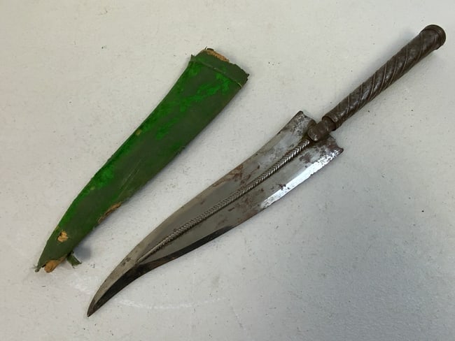 ANTIQUE ISLAMIC PERSIAN DAGGER TYPE SPEAR HEAD WITH SHEET - 4