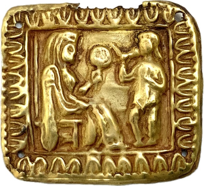 ANCIENT SCYTHIA GOLD GODDES TABITI DECORATING PLATE CA. 4TH CENT. B.C. (1 of 2)