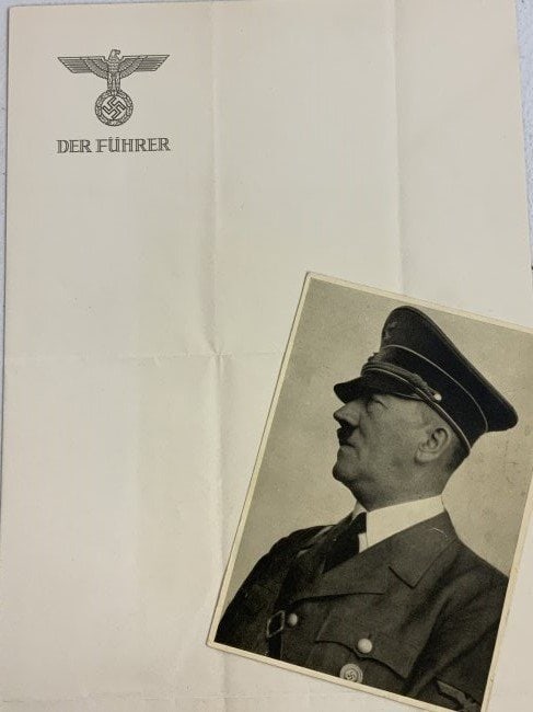 DER FUHRER ADOLF HITLER PERSONAL STATIONERY WITH POSTCARD (1 of 5)