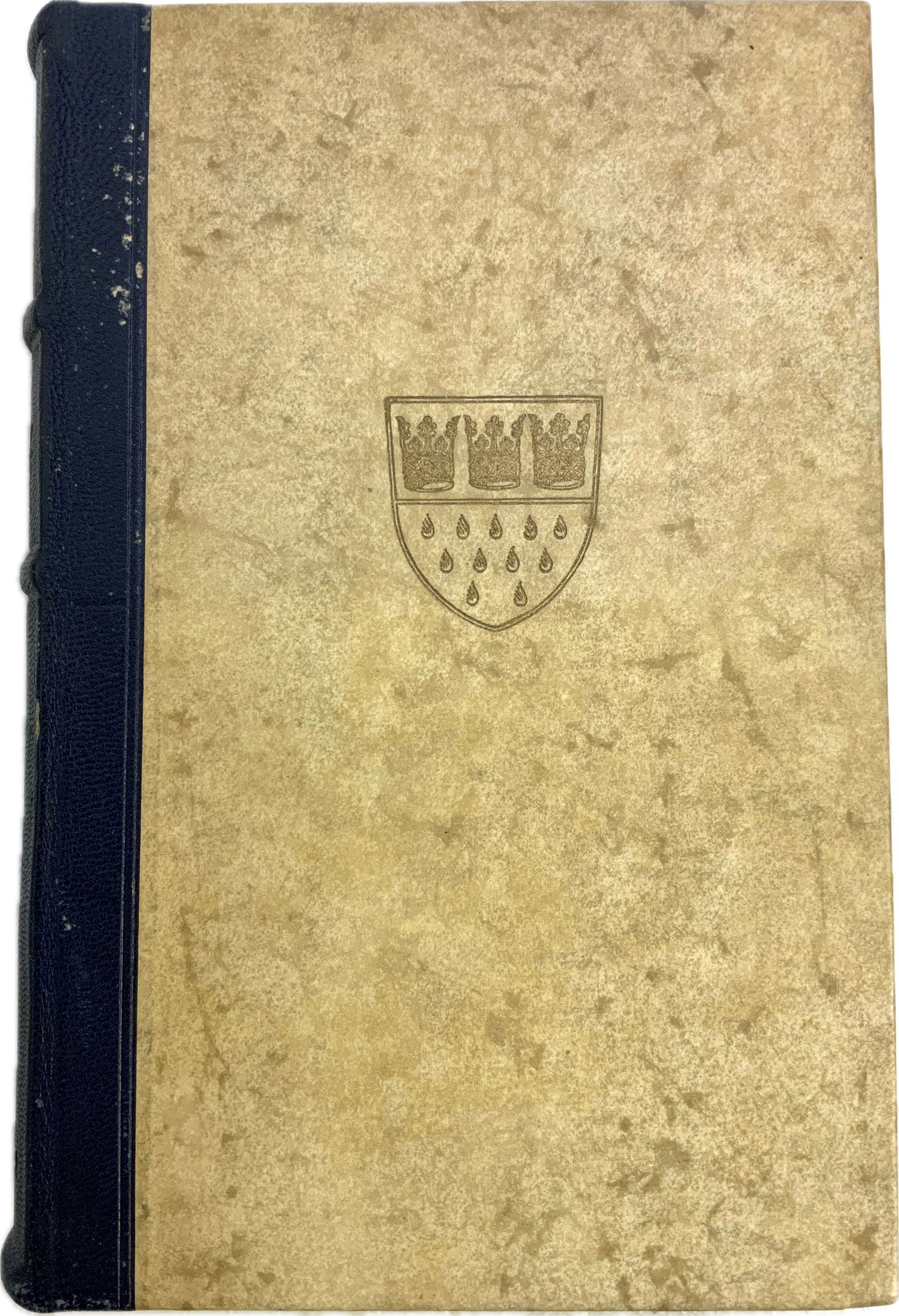 GERMANY THIRD REICH 1940 WEDDING EDITION OF ADOLF HITLERS MEIN KAMPF BOOK: GERMANY THIRD REICH 1940 WEDDING EDITION OF ADOLF HITLERS MEIN KAMPF BOOK . GOOD CLEAN CONDITION.DEDICATED AND SIGNED IN 1941.