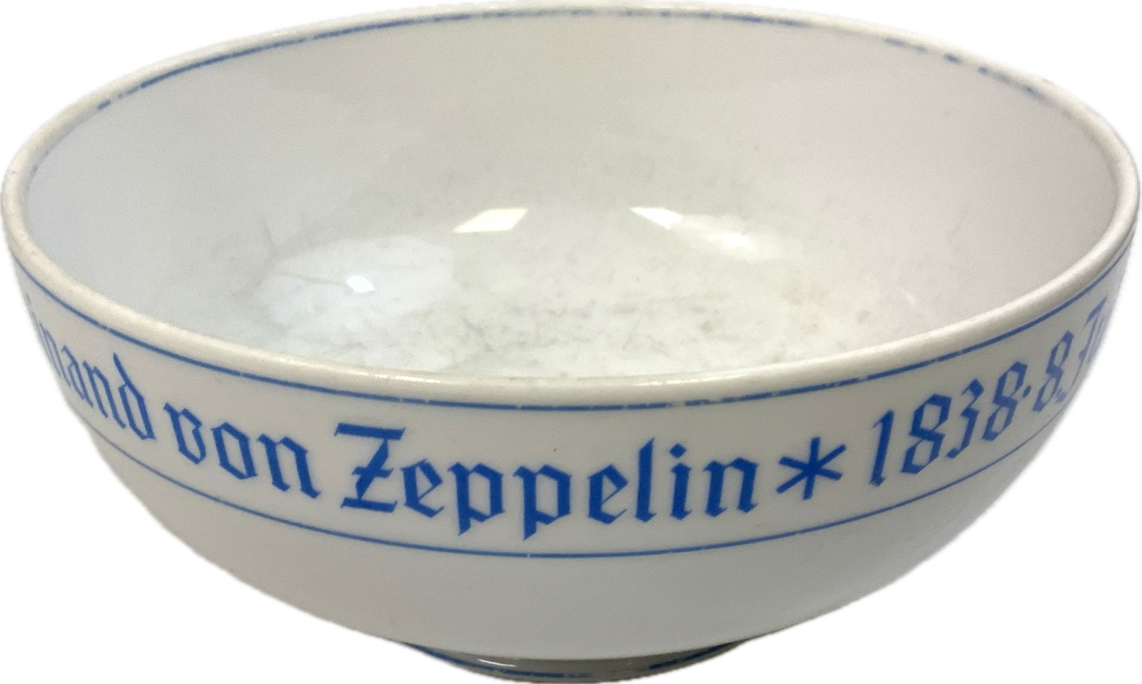 GERMANY THIRD REICH FERDINAND VON ZEPPELIN 1838-1938 COMMEMORATIVE PORCELAIN BOWL: GERMANY THIRD REICH FERDINAND VON ZEPPELIN 1838 - 1938 , 100 YEARS COMMEMORATIVE PORCELAIN BOWL . BAVARIAN MAKER MARKED . 9" DIAMETER .VERY RARE