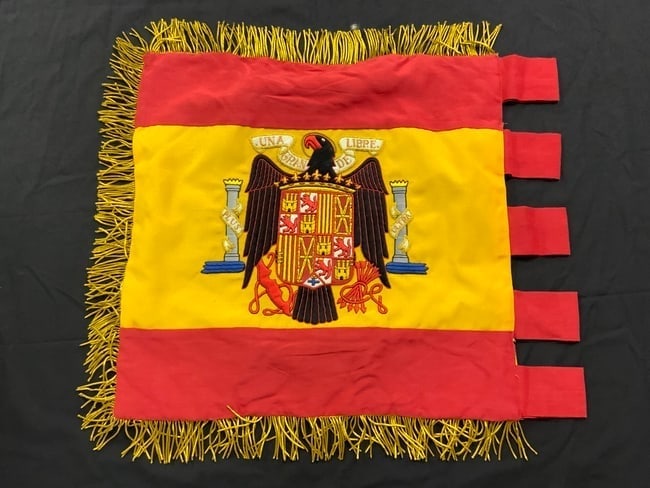 SPAIN SPANISH CIVIL WAR LUFTWAFFE CONDOR LEGION STANDART: SPAIN SPANISH CIVIL WAR LUFTWAFFE CONDOR LEGION STANDART.SPAIN SPANISH CIVIL WAR LUFTWAFFE CONDOR LEGION STANDART. MAGNIFICENT RECREATION OF THIS BEAUTIFUL DOUBLE SIDED STANDART. AMAZING EMBROIDERY AN