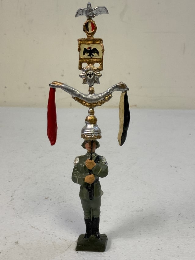GERMAN NAZI PERIOD LINEOL / ELASTOLIN TOY SOLDIER SCHELLENBAUM CARRIER (1 of 4)