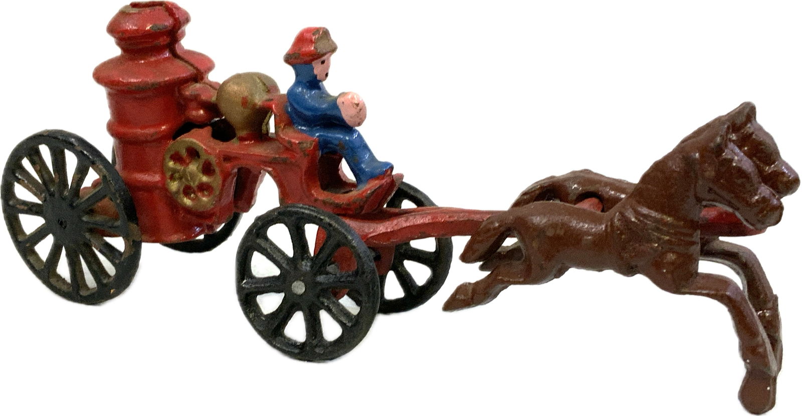 VINTAGE CAST IRON FIREMEN HORDE DRAWN ENGINE PUMP WAGON: VINTAGE CAST IRON FIREMEN HORDE DRAWN ENGINE PUMP WAGON. 2 PIECE TOY. VERY GOOD CONDITION.