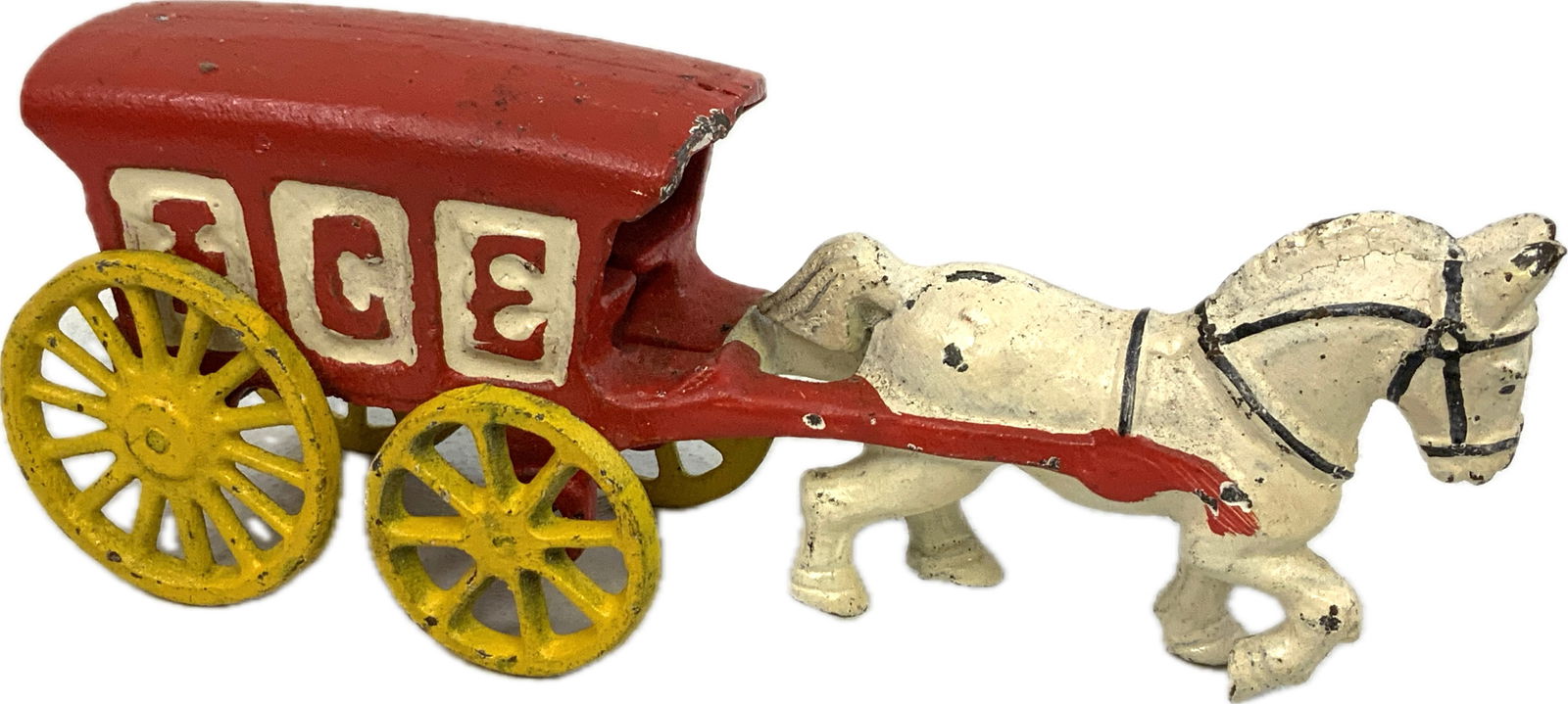 VINTAGE CAST IRON ICE WAGON HORSE DRAWN: VINTAGE CAST IRON ICE WAGON HORSE DRAWN. GREAT CONDITION.