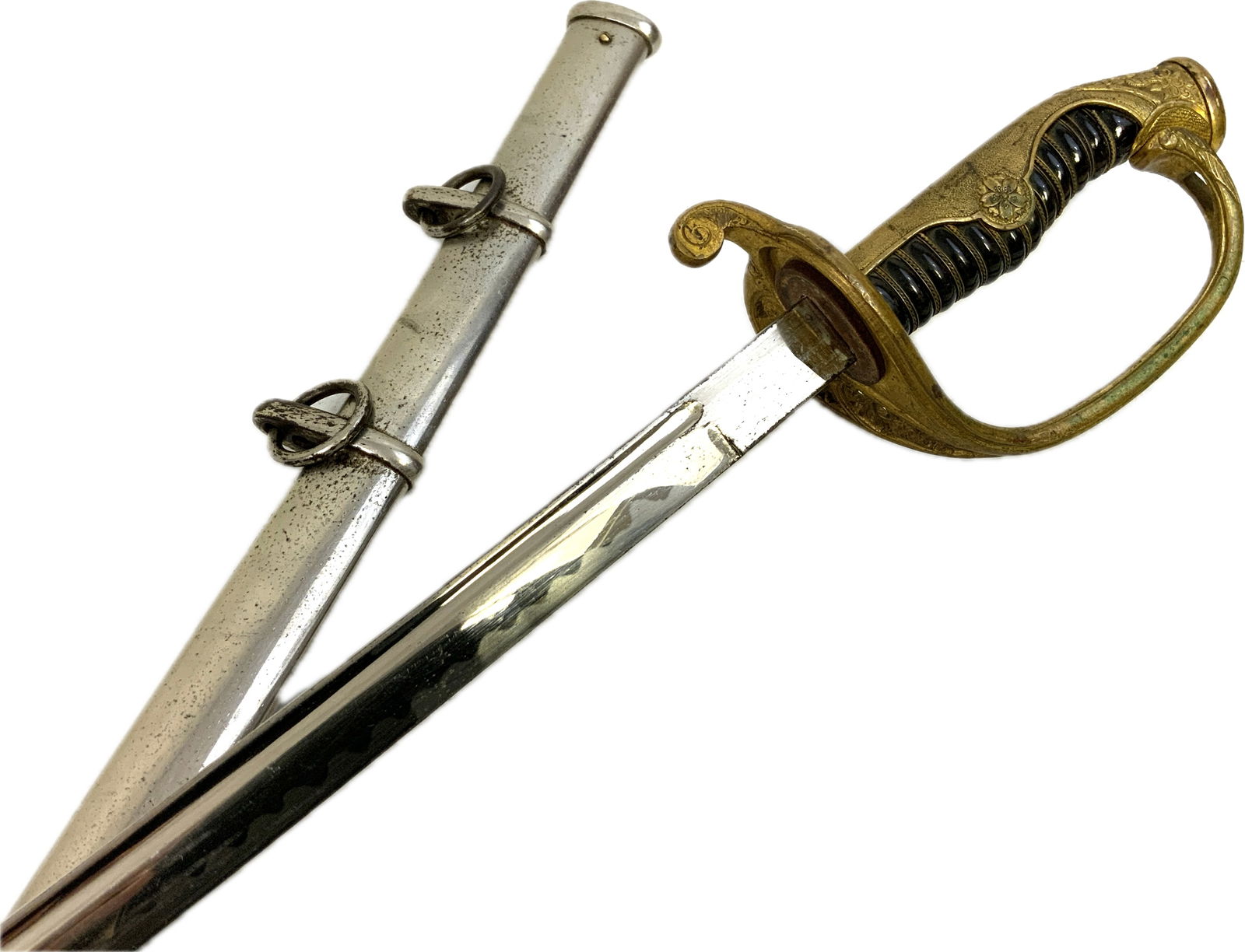 WWII IMPERIAL JAPANESE ARMY OFFECERS DRESS SWORD: WWII IMPERIAL JAPANESE ARMY OFFECERS DRESS SWORD.OVERALL VERY GOOD CONDITION WITH BRIGHT PLATED BLADE WITH SIMULATED WAVY HAMON. COMPLETE WITH SCABBARD IN GOOD CONDITION ALSO. NICE SWORD. 36" LONG