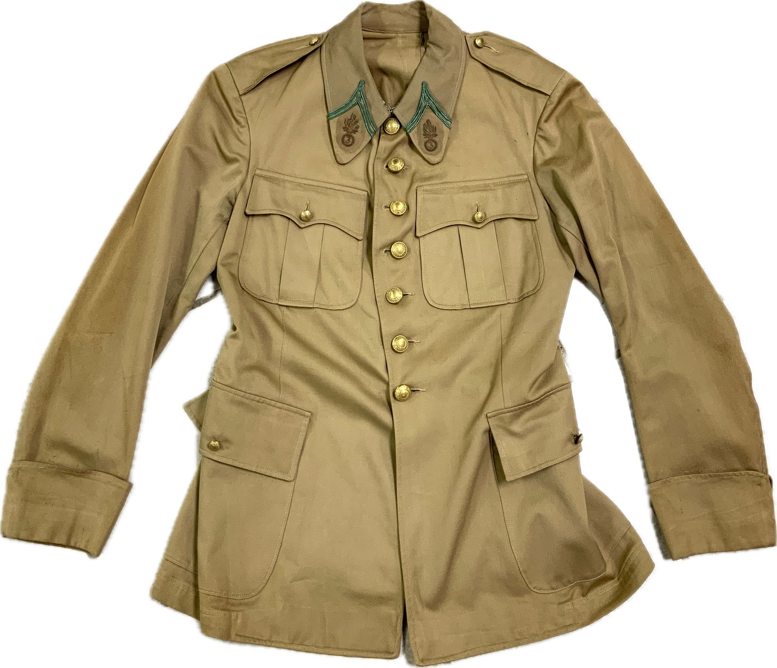 WWII FRENCH FOREIGN LEGION OFFICERS TROPICAL UNIFORM TUNIC LEGION ETRANGERE: WWII FRENCH FOREIGN LEGION OFFICERS TROPICAL UNIFORM TUNIC LEGION ETRANGERE. VERY RARE TO FIND. C.1930'S-40'S. NICE CONDITION.