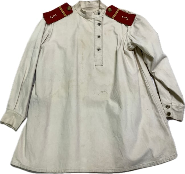 IMPERIAL RUSSIAN SOLDIERS UNIFORM SHIRT 3rd NARVA INFANTRY REGIMENT: IMPERIAL RUSSIAN SOLDIERS UNIFORM SHIRT.THIRD NARVA INFANTRY REGIMENT OF FIELD MARSHAL PRINCE MICHAEL GOLITSYN. OFF WHITE COLOR BUTTON UP SHIRT WITH RED POGONI SHOULDER BOARDS BEARING NUMBER #2 CYPHER