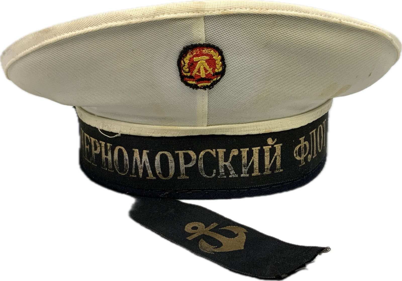 EAST GERMANY DDR NAVY SAILOR HAT WITH RUSSIAN BLACK SEA CAP TALLY: EAST GERMANY DDR NAVY SAILOR HAT WITH RUSSIAN BLACK SEA CAP TALLY. WHITE REMOVABLE TOP. VERY NICE CONDITION.