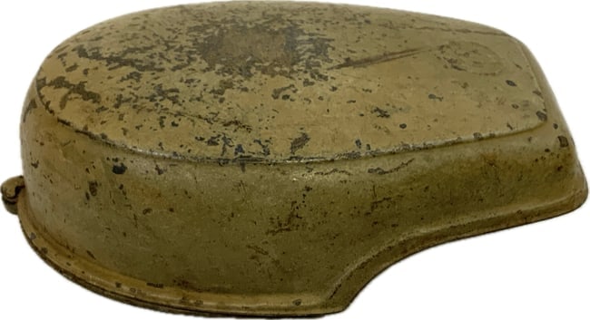 WWII GERMAN MILITARY NOTEK VEHICLE BLACKOUT LIGHT WITH TROPICAL CAMO PAINT: WWII GERMAN MILITARY NOTEK VEHICLE BLACKOUT LIGHT. WELL USED WITH ORIGINAL TROPICAL MILITARY CAMO PAINT. MAKER MARKED. NUMBERED. RARE. APPROX. SIZE 10" X 7".