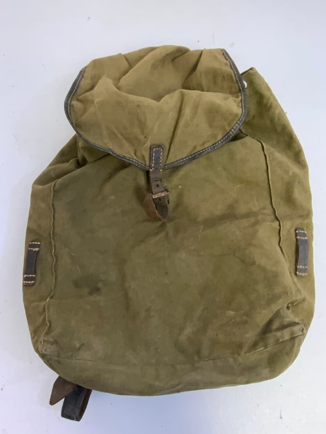 WWII GERMAN MILITARY RUCKSACK BACKPACK 1940 DATED: WWII GERMAN MILITARY RUCKSACK BACKPACK 1940 DATED. VERY GOOD CONDITION.