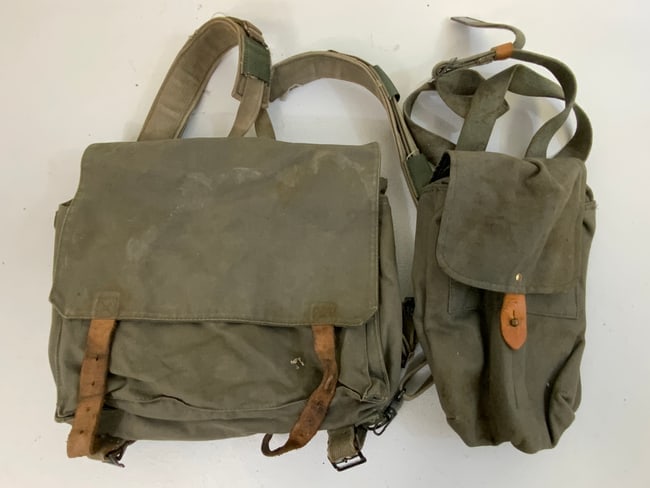 VINTAGE MILITARY CANVAS BAGS (1 of 3)