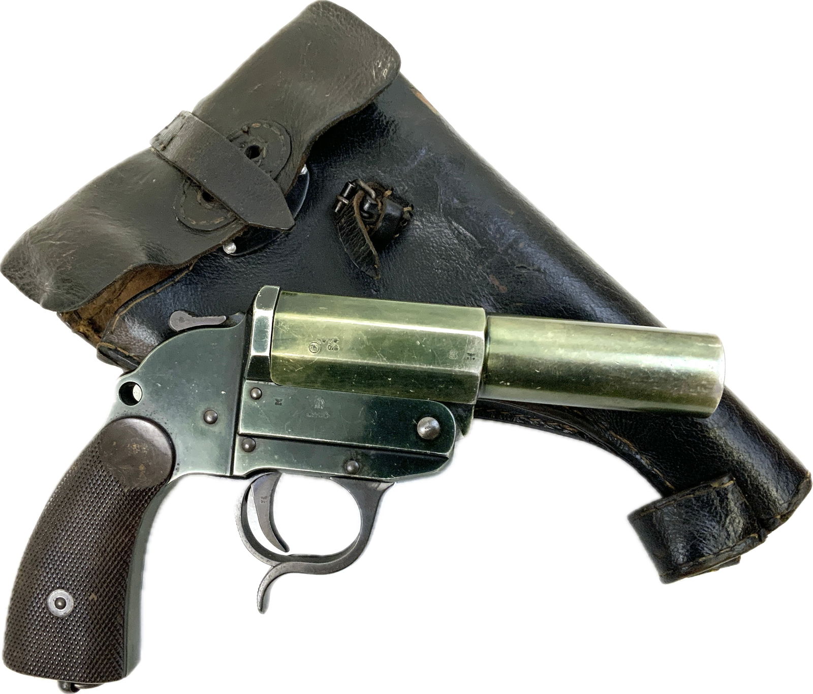 WWII GERMAN WALTHER SIGNAL FLARE GUN WITH HOLSTER: WWII GERMAN WALTHER SIGNAL FLARE GUN WITH HOLSTER.GREAT CONDITION ALUMINUM BODY WITH BAKELITE GRIPS. ORIGINAL FINISH IS ABOUT 80%. WALTHER 1936 MARKED WITH MANY MILITARY ACCEPTANCE STAMPS. ORIGINAL BL