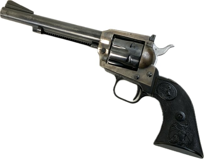 COLT NEW FRONTIER .22 REVOLVER 22LR: COLT NEW FRONTIER .22 REVOLVER. GREAT CONDITION .22LR . SER. # G13489 . FFL REQUIRED. NO INTERNATIONAL BIDDERS PLEASE.