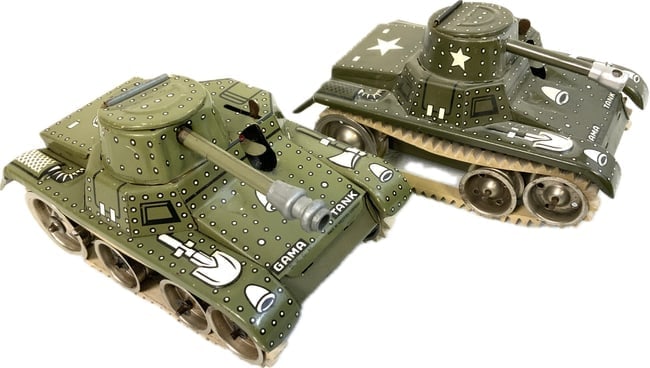 VINTAGE TIN TOY GAMA TANKS WEST GERMAN MADE: VINTAGE TIN TOY GAMA TANKS WEST GERMAN MADE LOT OF 2. APPEARS TO BE IN VERY GOOD CONDITION.5 1/2" X 3 1/2" SIZE.