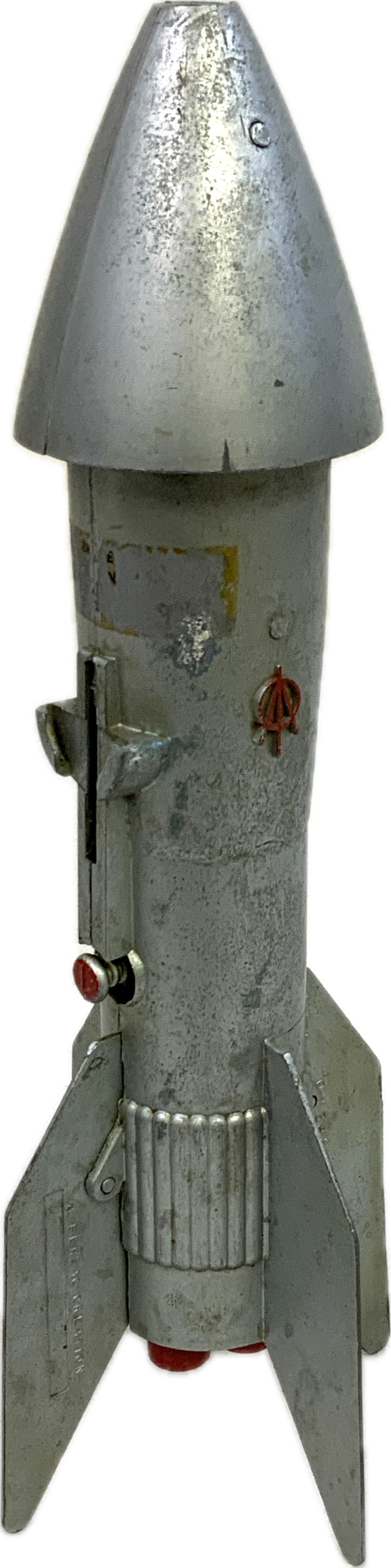 1957 ASTRO METAL TOY MECHANICAL ROCKET BANK: 1957 ASTRO METAL TOY MECHANICAL ROCKET BANK. FULLY OPERATIONAL. ASTRO MANUFACTURING,DETROIT,MICHIGAN. 12" TALL.