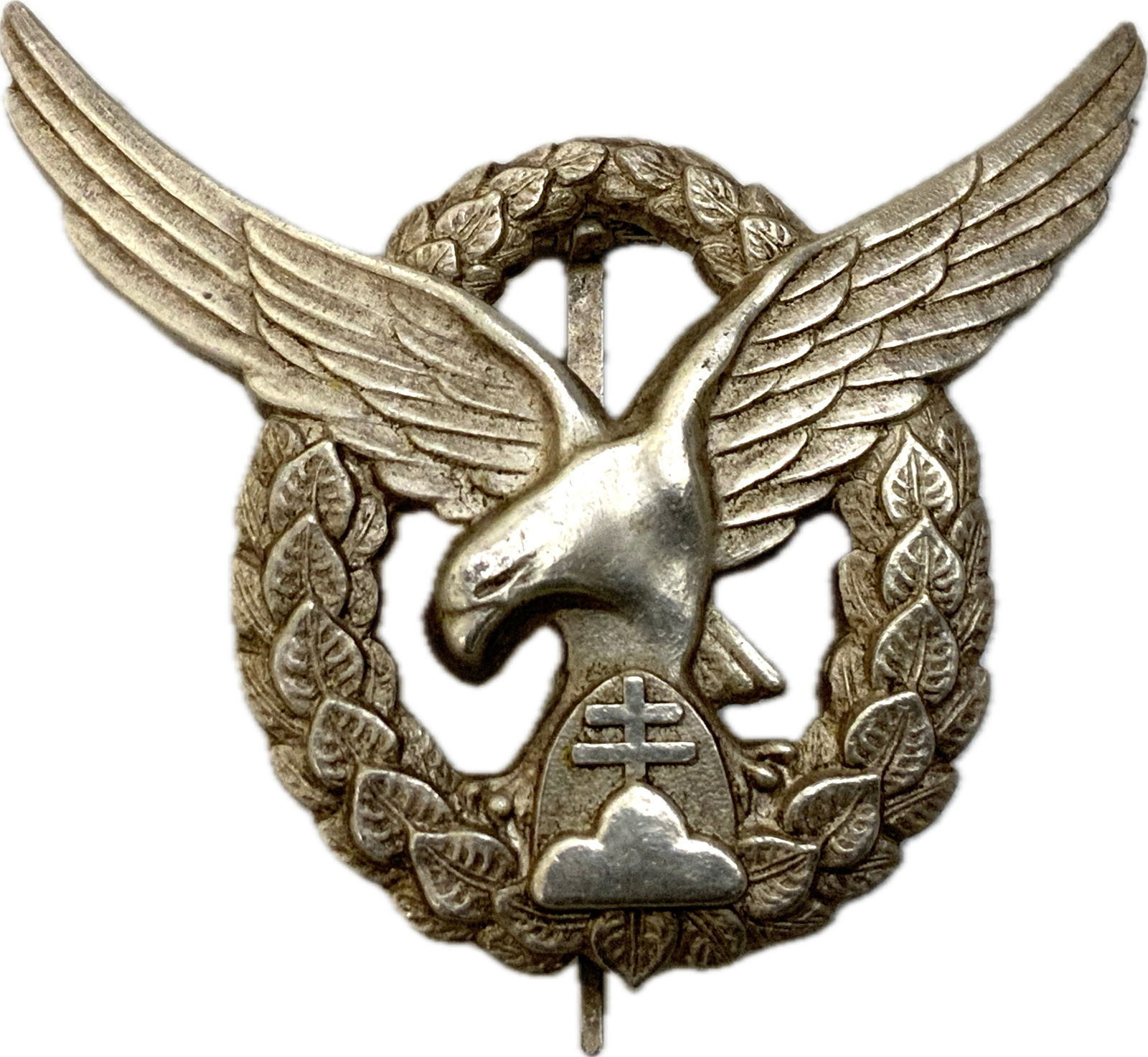 CZECHOSLOVAKIA AIR FORCE EARLY PILOT BADGE: CZECHOSLOVAKIA AIR FORCE EARLY PILOT BADGE. GREAT CONDITION. RARE.
