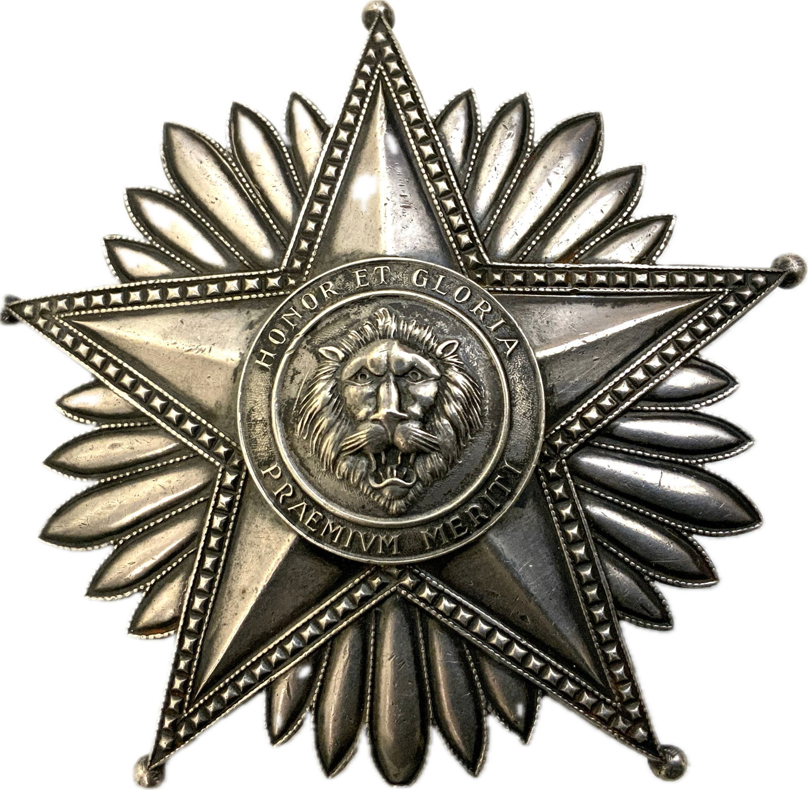PARAGUAY NATIONAL ORDER OF MERIT GRAND CROSS BREAST STAR: PARAGUAY NATIONAL ORDER OF MERIT GRAND CROSS BREAST STAR. LARGE 4" DIAM. STAR. SILVER. 137 GRAMS TOTAL WEIGHT.
